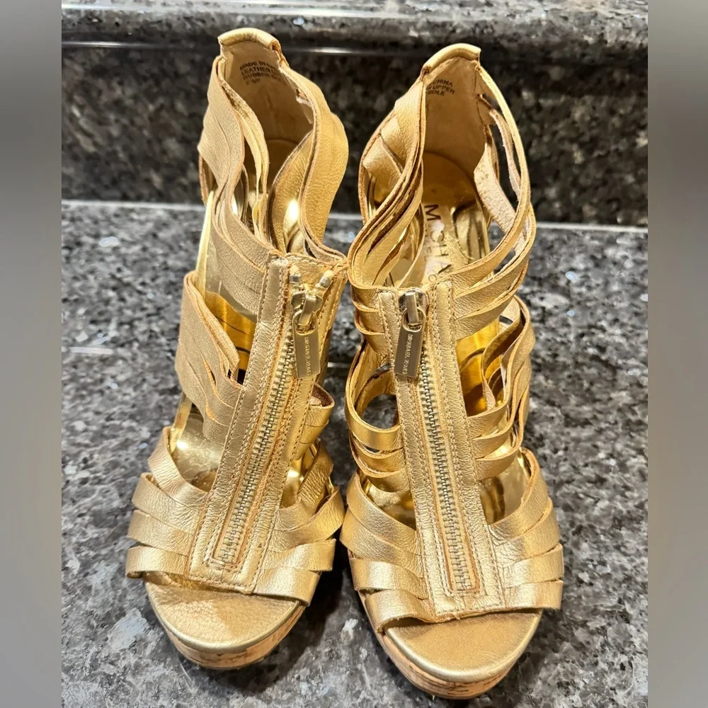 Women's MICHAEL KORS Gold Strappy 4.5